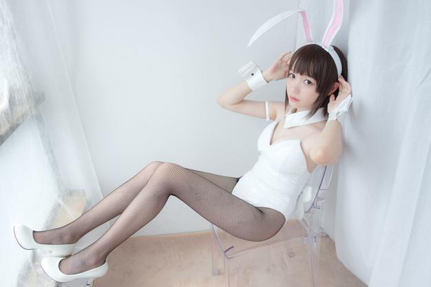 [森萝财团 LOVEPLUS-001] 黑丝网袜兔女郎 [148P2V-3.22GB]